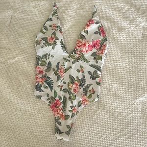 NWOT White Floral Deep V, Cheeky One Piece Swimsuit Size M
